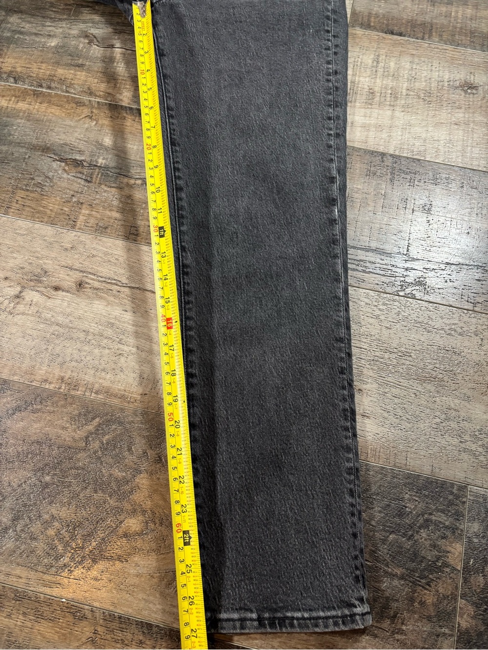 Madewell Women's Washed Black Straight Jeans - Picture 7 of 10